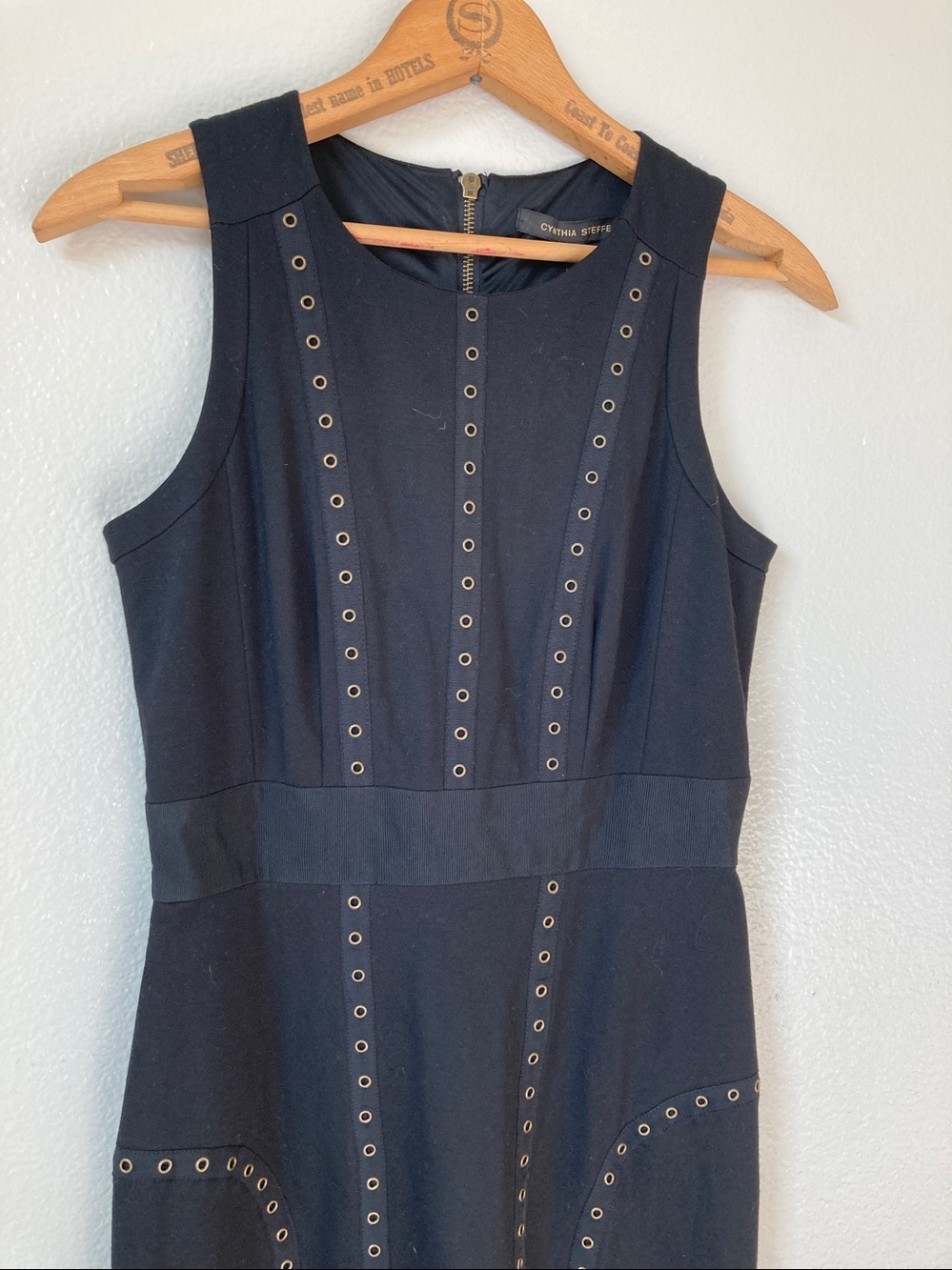NWT Cynthia Steffe Natalia Grommet Grosgrain Ponte Knit Black Tank Dress sz 2